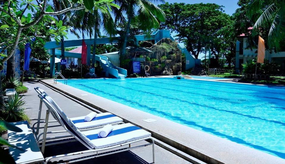 Hotel Palmas Del Mar Bacolod Exterior foto